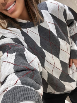 Sweter w romby - Szary