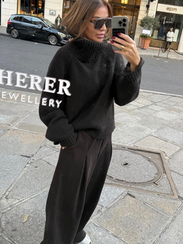 Sweter oversize z golfem - Gorzka czekolada